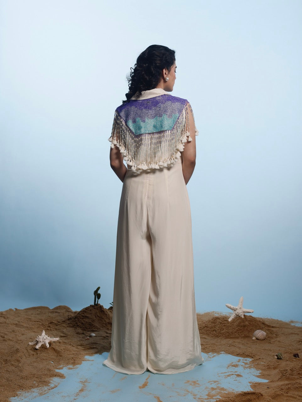 Coast Capelet